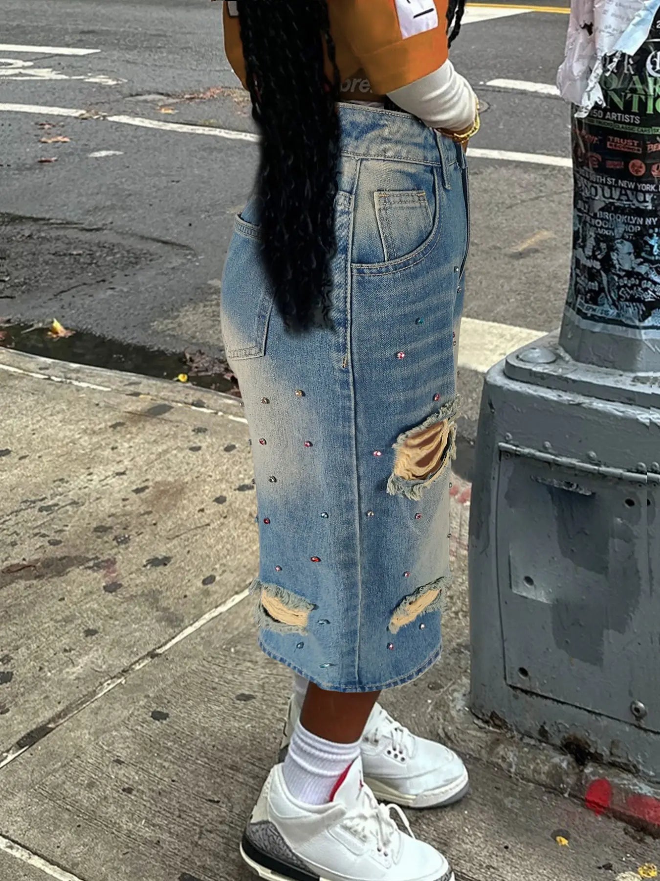 Vintage Light Wash Rhinestone Distressed Denim Capris, High Rise Oversized Baggy Fit 3/4 Jeans, Trendy 90S Hip Hop Streetwear Edgy Bottoms Pants Women