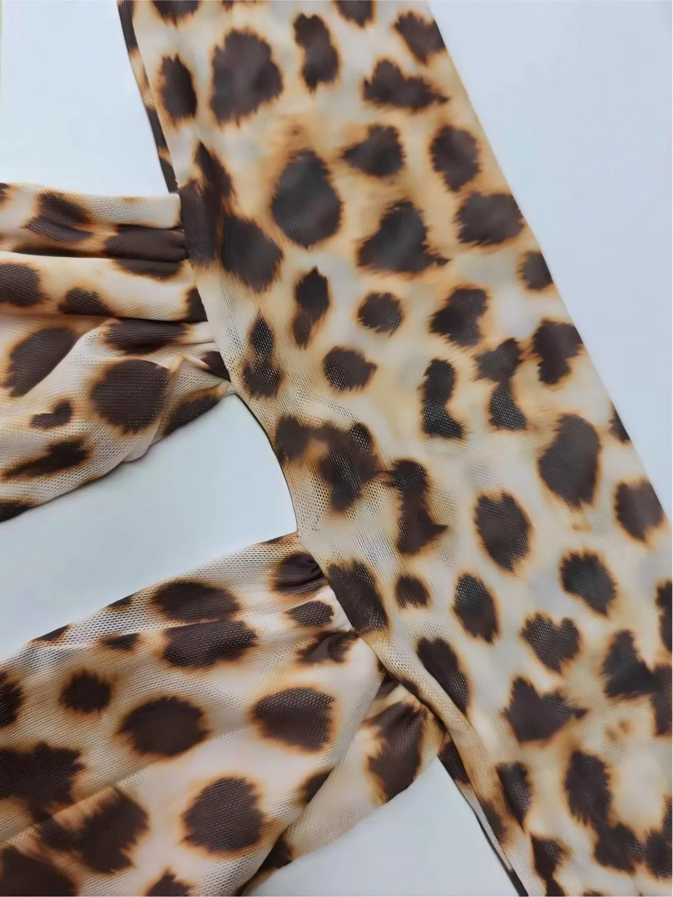 Women'S Leopard Print Scarf Backless Sleeveless Bow Tie Short Top, Casual Sleeveless Halter, Fitted Boho Bohemian Chic Style, Suitable for Beach, Holiday, Wedding, Music Festival, All Seasons