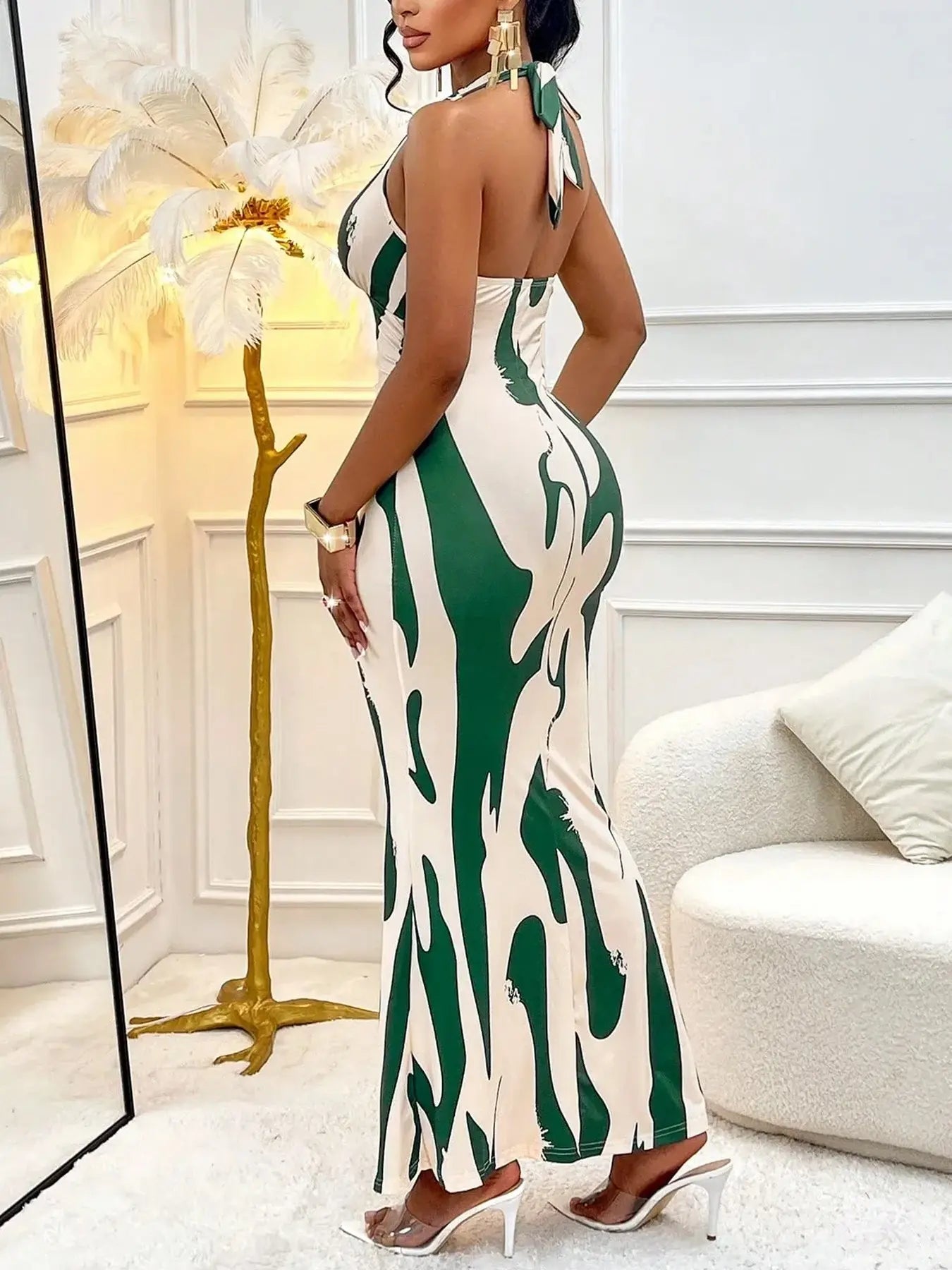 Women'S Summer Sexy Fashion Chic Wave Print Deep V Waist Cinched Ruched Halter Neck Bodycon Dress, Perfect for Vacation & Date Elegance